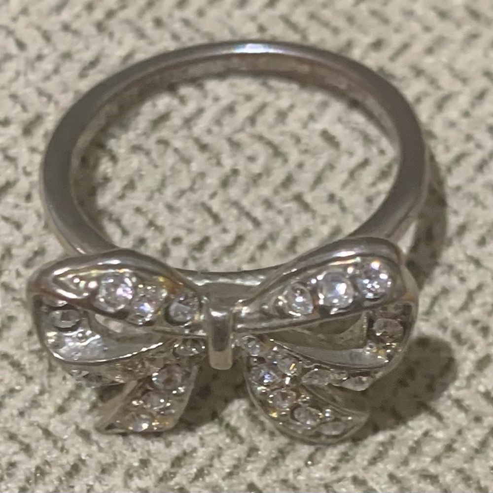 Fashion Bow Tie Ringb